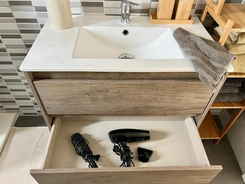 Acogedor Apartamento Cerca De La Playa Apartment Valencia Ngoại thất bức ảnh